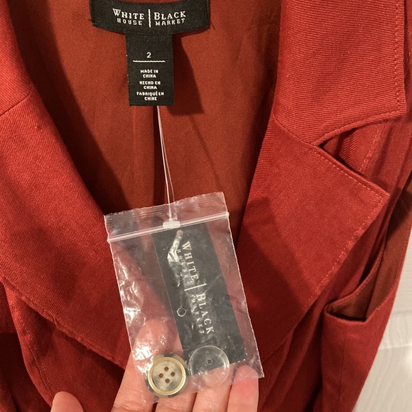 Rust colored vest - Picture 5 of 5